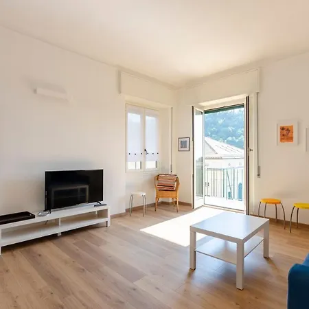 Joivy Bright Apt For 5, Near Beach, In Camogli